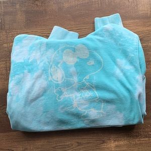 Blue tie dye snoopy sweatshirt